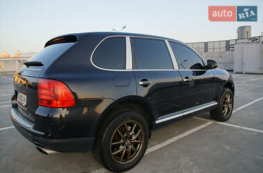 Внедорожник / Кроссовер Porsche Cayenne 2006 в 