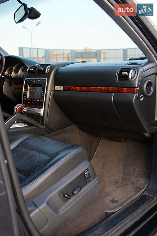 Позашляховик / Кросовер Porsche Cayenne 2006 в Києві
