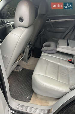Внедорожник / Кроссовер Porsche Cayenne 2004 в 