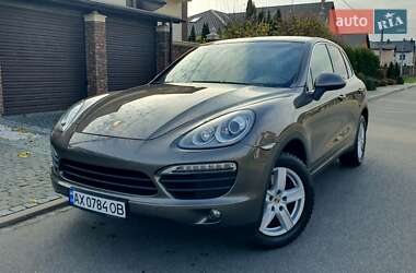 Внедорожник / Кроссовер Porsche Cayenne 2012 в Киеве