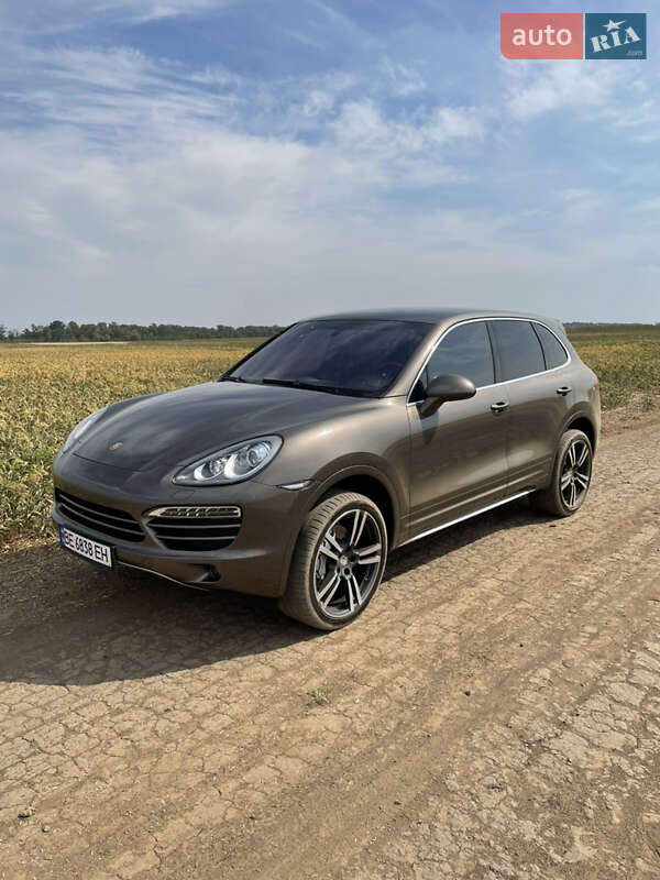 Внедорожник / Кроссовер Porsche Cayenne 2012 в Николаеве