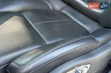Позашляховик / Кросовер Porsche Cayenne 2012 в 