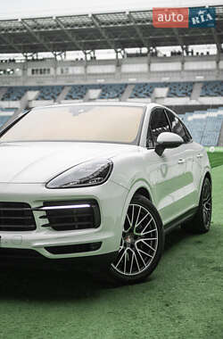 Позашляховик / Кросовер Porsche Cayenne 2019 в Одесі