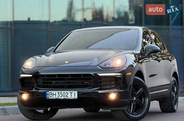 Внедорожник / Кроссовер Porsche Cayenne 2015 в Одессе