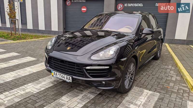 Внедорожник / Кроссовер Porsche Cayenne 2013 в Львове