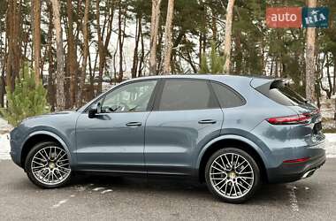 Внедорожник / Кроссовер Porsche Cayenne 2018 в Киеве