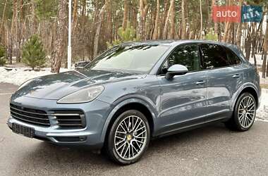 Внедорожник / Кроссовер Porsche Cayenne 2018 в Киеве