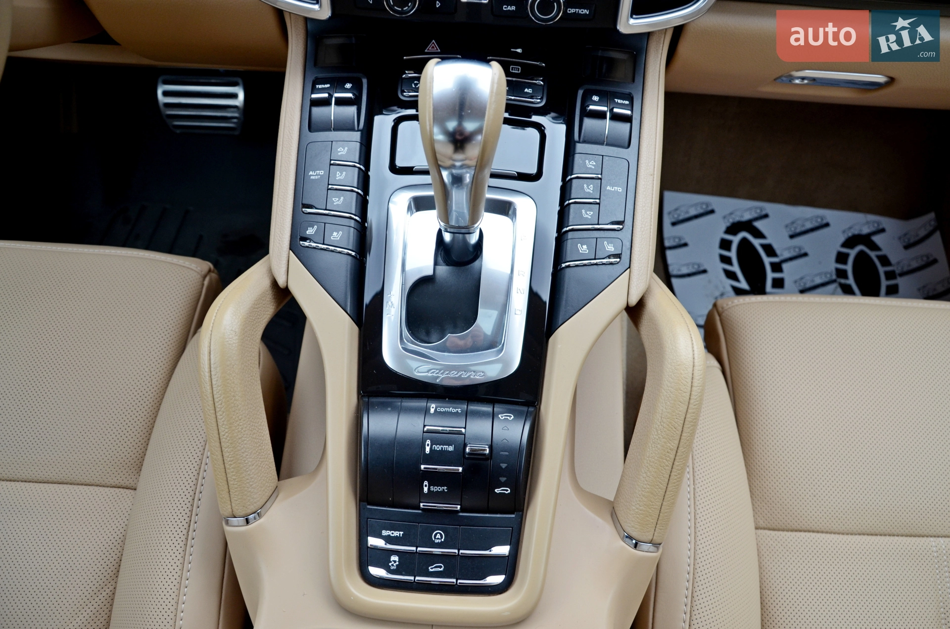 2012 Porsche Cayenne - мініатюра 14