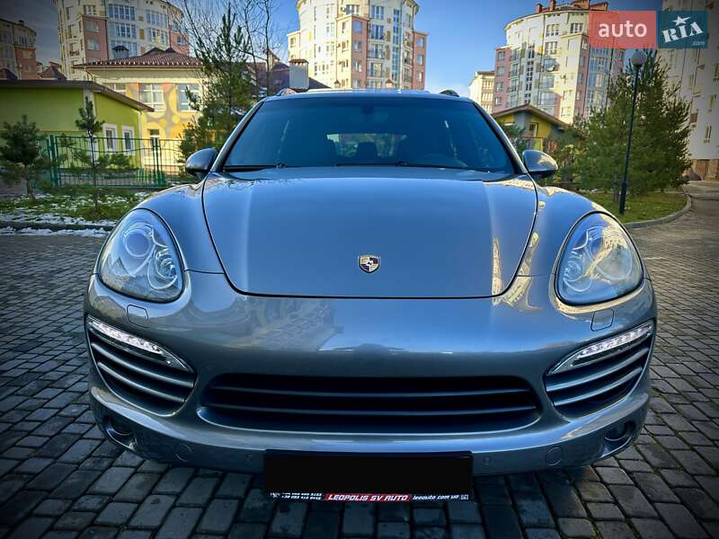 Внедорожник / Кроссовер Porsche Cayenne 2014 в Ивано-Франковске