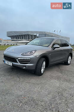 Позашляховик / Кросовер Porsche Cayenne 2012 в Львові