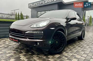 Позашляховик / Кросовер Porsche Cayenne 2013 в Києві