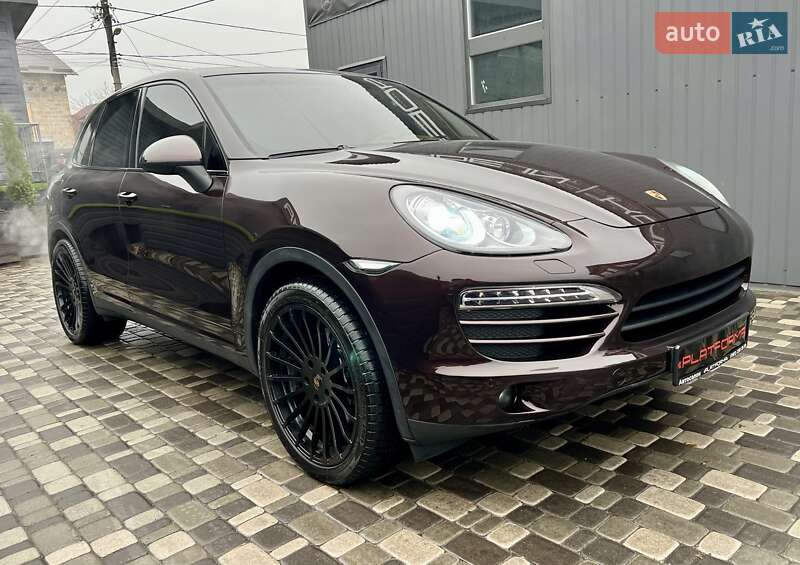 Внедорожник / Кроссовер Porsche Cayenne 2013 в Киеве