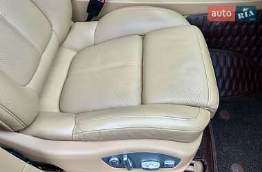 Позашляховик / Кросовер Porsche Cayenne 2013 в 