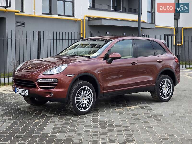 Позашляховик / Кросовер Porsche Cayenne 2011 в Черкасах фото 3 Позашляховик / Кросовер Porsche Cayenne 2011 в Черкасах
