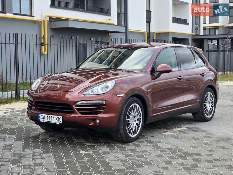 Позашляховик / Кросовер Porsche Cayenne 2011 в Черкасах фото 8 Позашляховик / Кросовер Porsche Cayenne 2011 в Черкасах