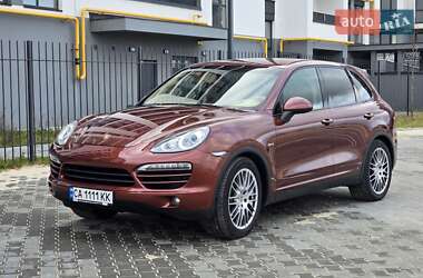 Внедорожник / Кроссовер Porsche Cayenne 2011 в 