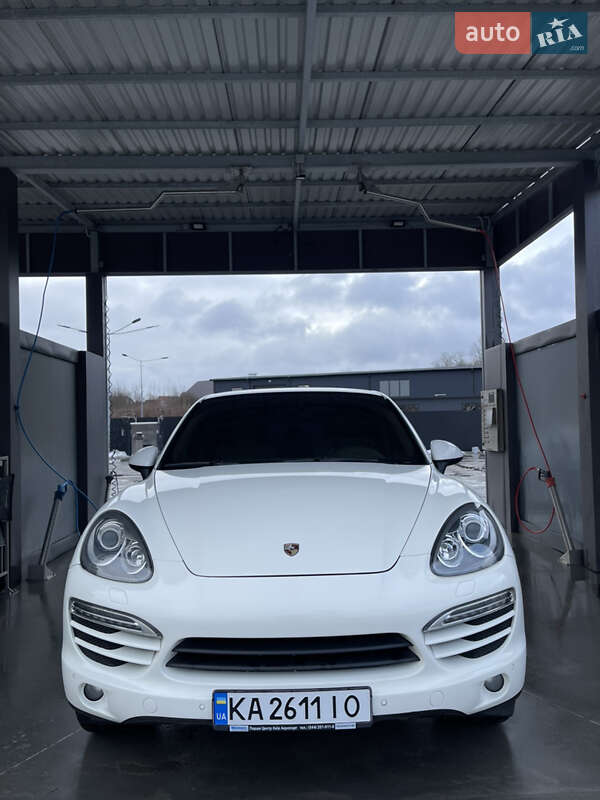 Внедорожник / Кроссовер Porsche Cayenne 2010 в Львове