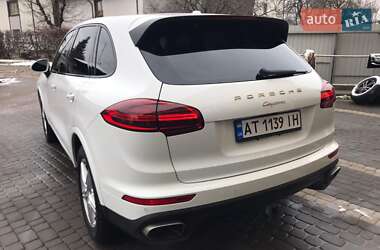 Внедорожник / Кроссовер Porsche Cayenne 2017 в Коломые