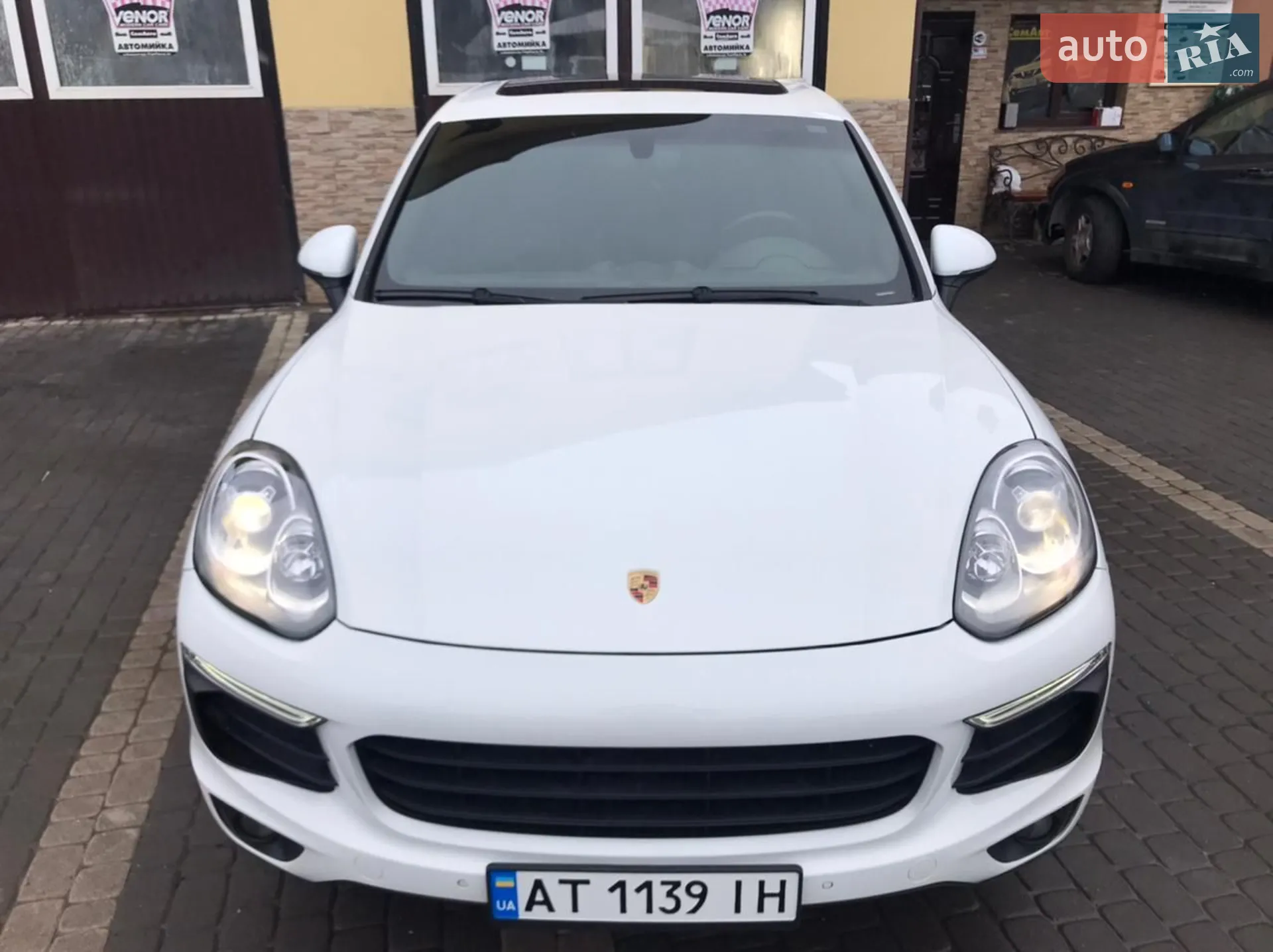 2017 Porsche Cayenne - мініатюра 54