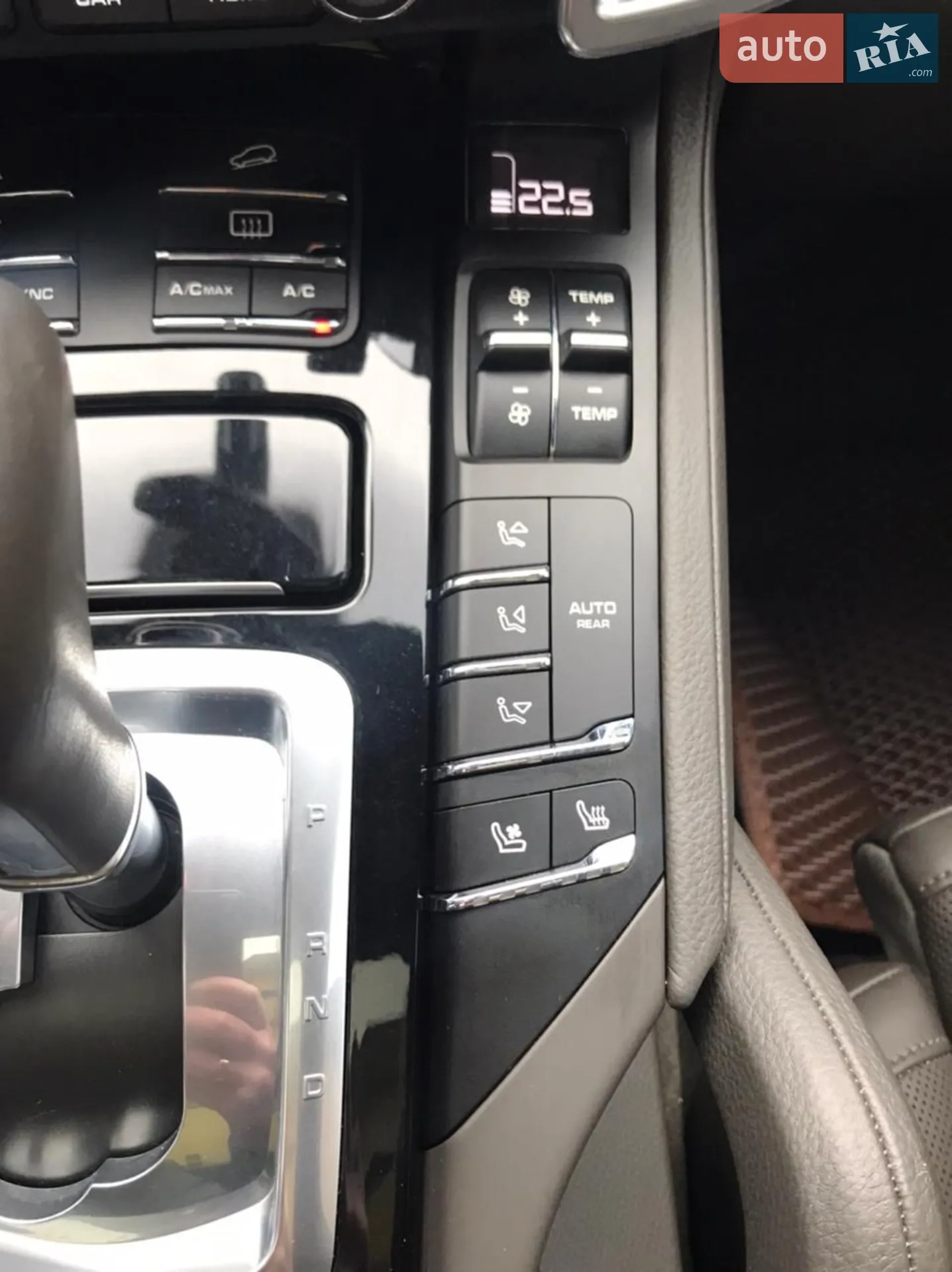 2017 Porsche Cayenne - мініатюра 66