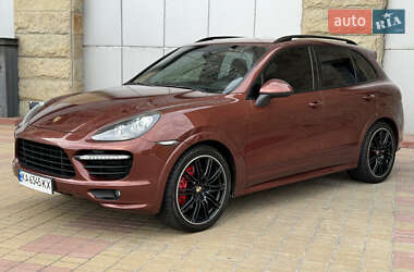 Позашляховик / Кросовер Porsche Cayenne 2012 в Києві