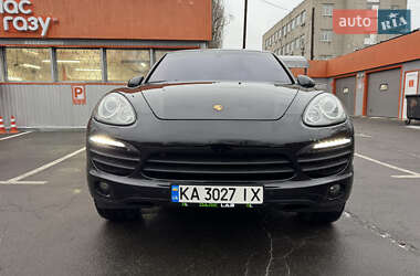 Внедорожник / Кроссовер Porsche Cayenne 2013 в Киеве