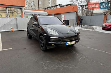 Внедорожник / Кроссовер Porsche Cayenne 2013 в Киеве