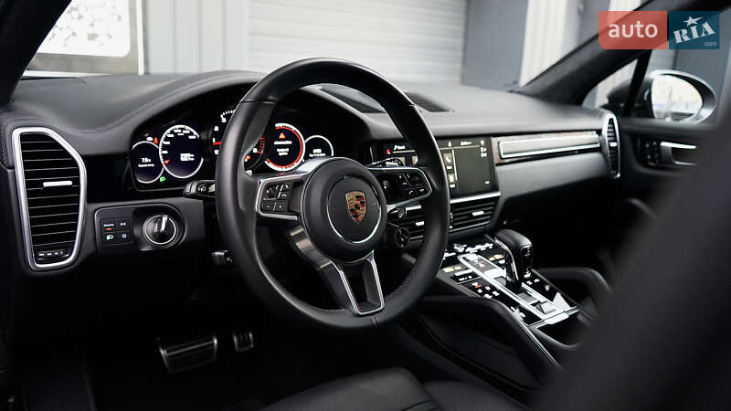 Внедорожник / Кроссовер Porsche Cayenne 2022 в Львове