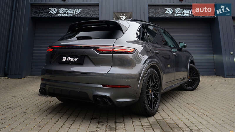 Внедорожник / Кроссовер Porsche Cayenne 2022 в Львове