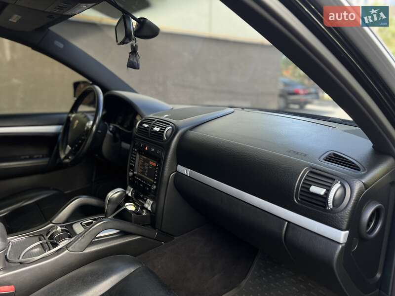 Позашляховик / Кросовер Porsche Cayenne 2007 в Івано-Франківську