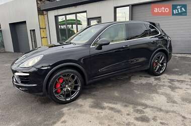 Внедорожник / Кроссовер Porsche Cayenne 2011 в Тернополе