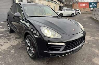 Внедорожник / Кроссовер Porsche Cayenne 2011 в Тернополе