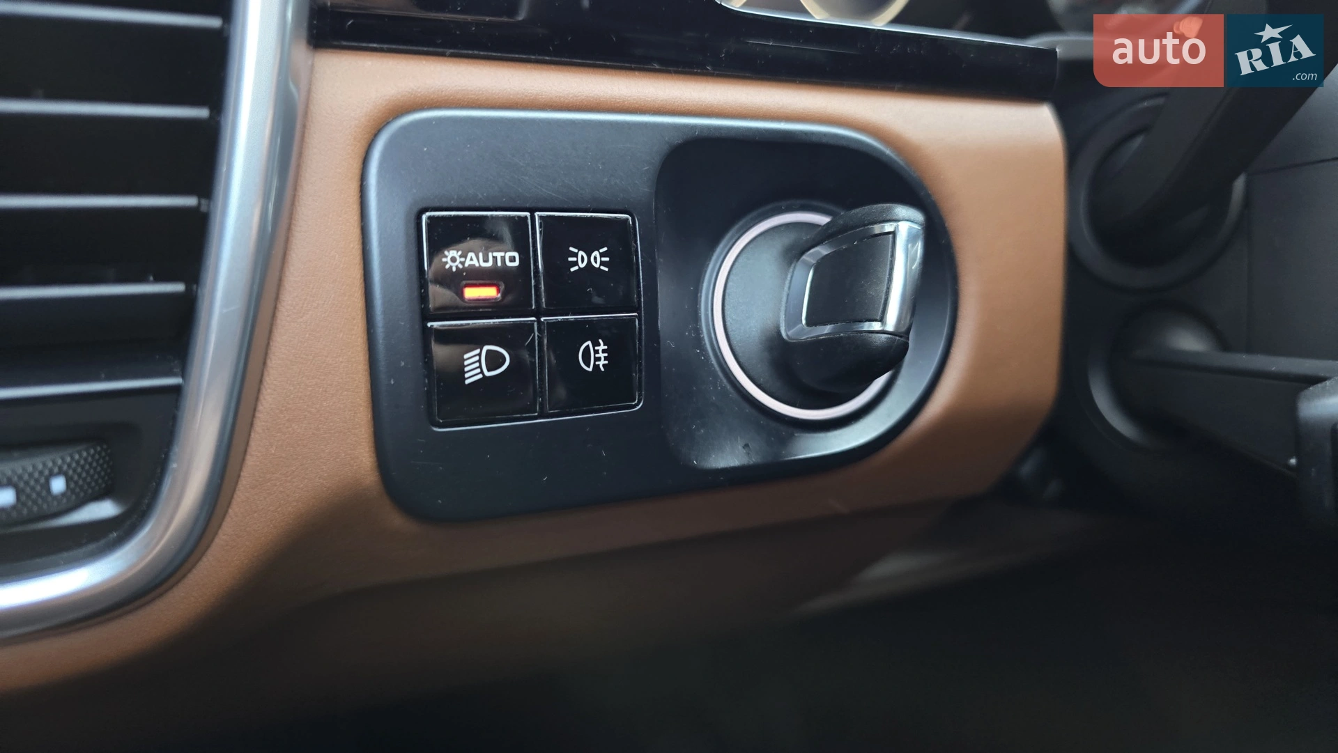 2019 Porsche Cayenne - мініатюра 16