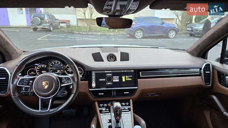Внедорожник / Кроссовер Porsche Cayenne 2019 в Хмельницком
