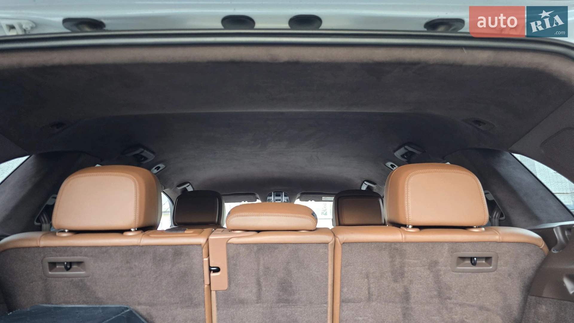 2019 Porsche Cayenne - мініатюра 29