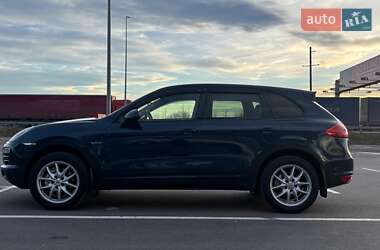 Внедорожник / Кроссовер Porsche Cayenne 2012 в 