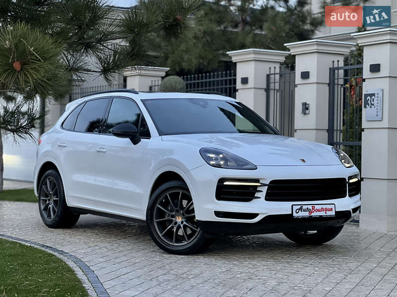 Позашляховик / Кросовер Porsche Cayenne 2018 в Одесі