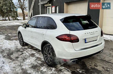 Позашляховик / Кросовер Porsche Cayenne 2012 в Дніпрі