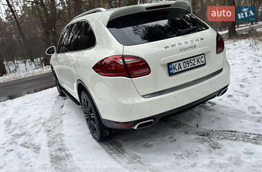 Внедорожник / Кроссовер Porsche Cayenne 2011 в Киеве