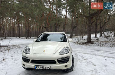 Внедорожник / Кроссовер Porsche Cayenne 2011 в Киеве