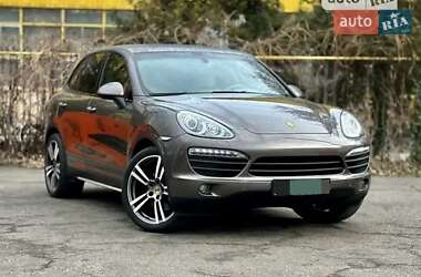 Позашляховик / Кросовер Porsche Cayenne 2011 в Одесі