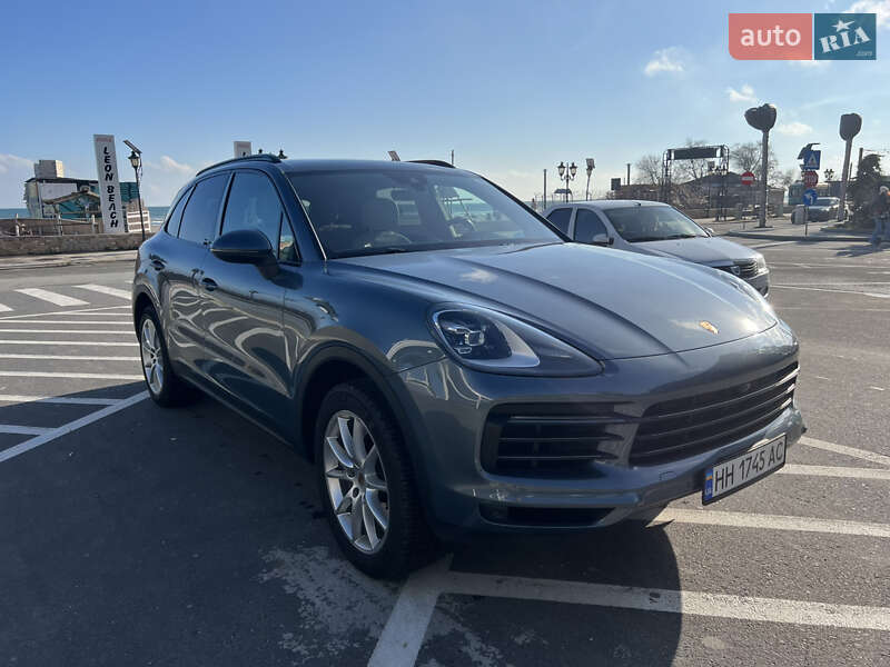 Внедорожник / Кроссовер Porsche Cayenne 2018 в Одессе