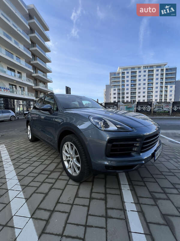 Внедорожник / Кроссовер Porsche Cayenne 2018 в Одессе