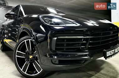 Внедорожник / Кроссовер Porsche Cayenne 2019 в Киеве