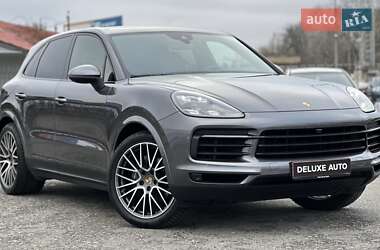 Внедорожник / Кроссовер Porsche Cayenne 2021 в Киеве