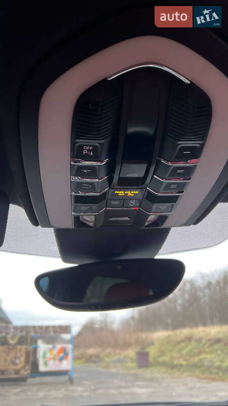 Внедорожник / Кроссовер Porsche Cayenne 2017 в Звенигородке фото 17 Внедорожник / Кроссовер Porsche Cayenne 2017 в Звенигородке