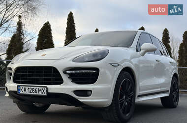 Внедорожник / Кроссовер Porsche Cayenne 2011 в Смеле