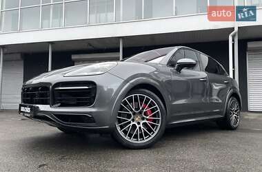 Позашляховик / Кросовер Porsche Cayenne 2021 в Києві