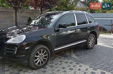 Внедорожник / Кроссовер Porsche Cayenne 2004 в 