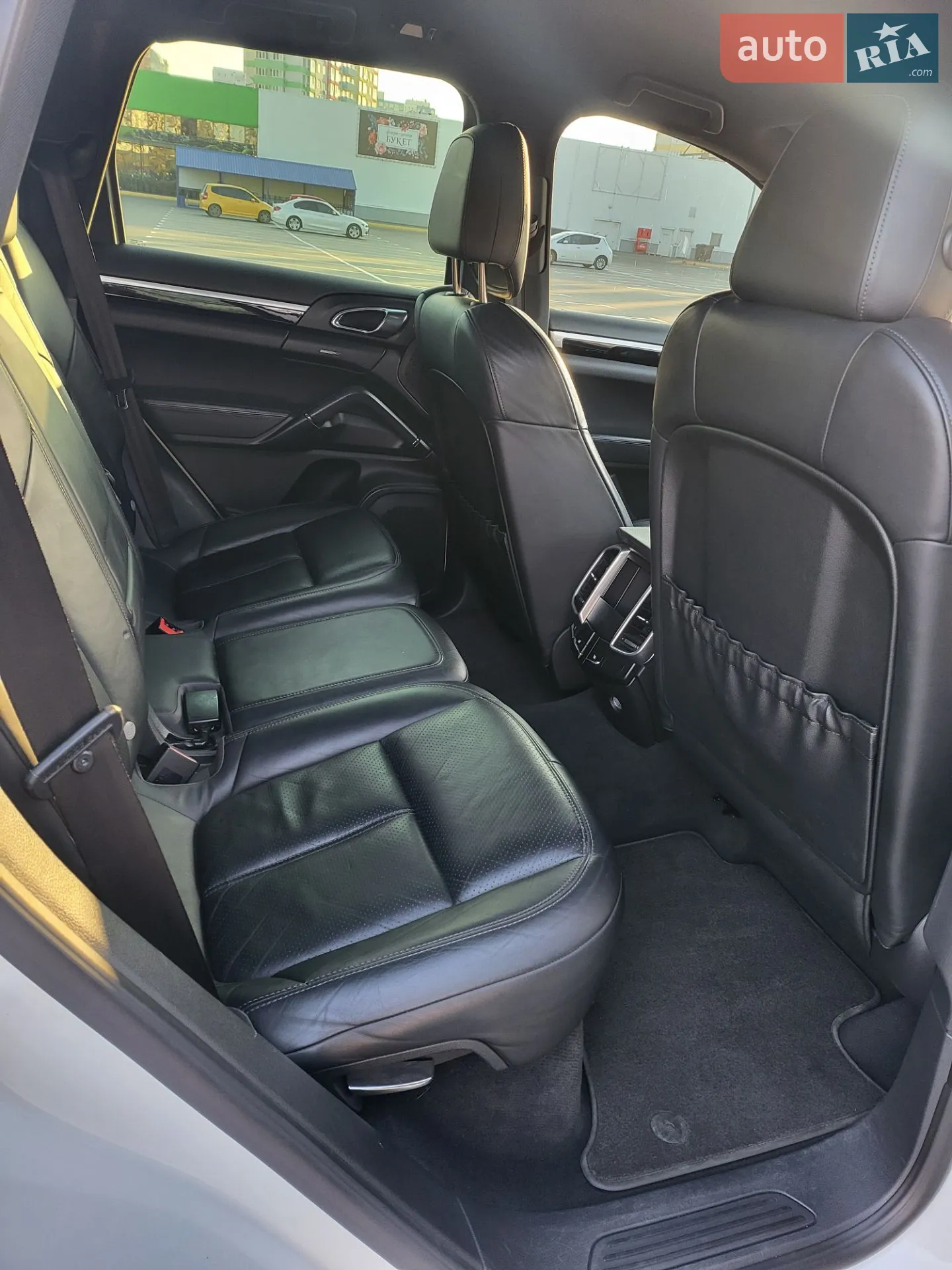 2013 Porsche Cayenne - мініатюра 14
